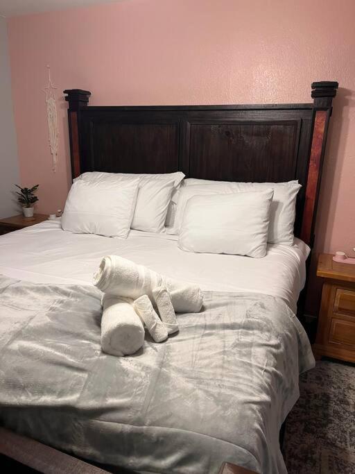 Healing Haven King Bed Suite Dallas Dış mekan fotoğraf
