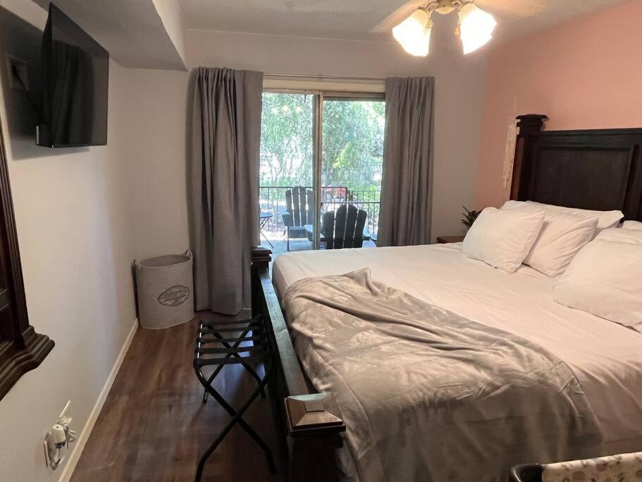Healing Haven King Bed Suite Dallas Dış mekan fotoğraf