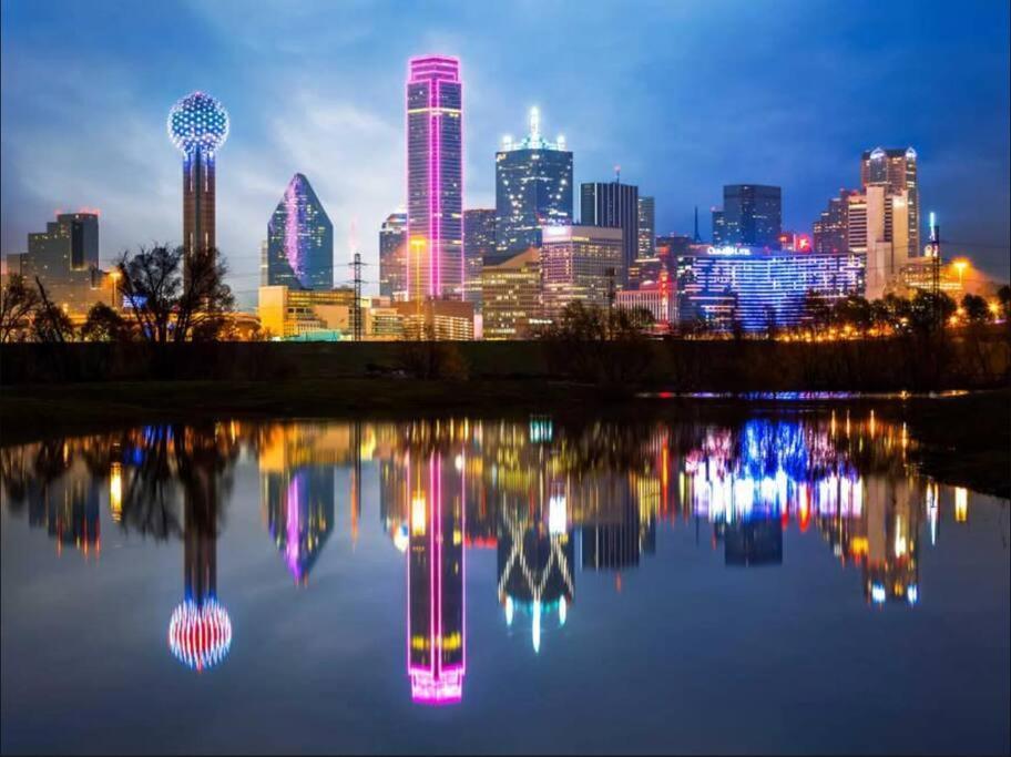 Healing Haven King Bed Suite Dallas Dış mekan fotoğraf